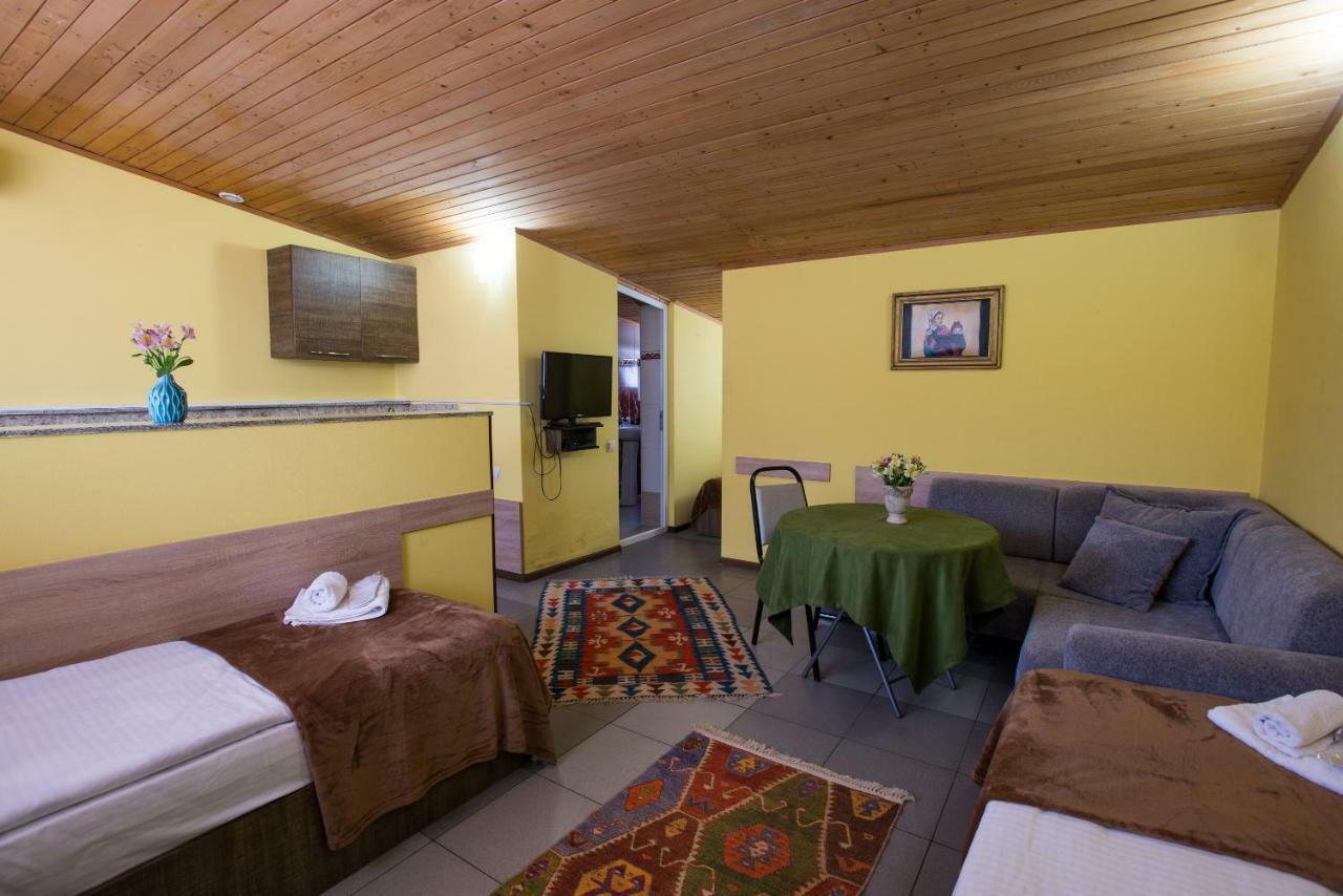 Accent Hotel Tbiliszi Kültér fotó
