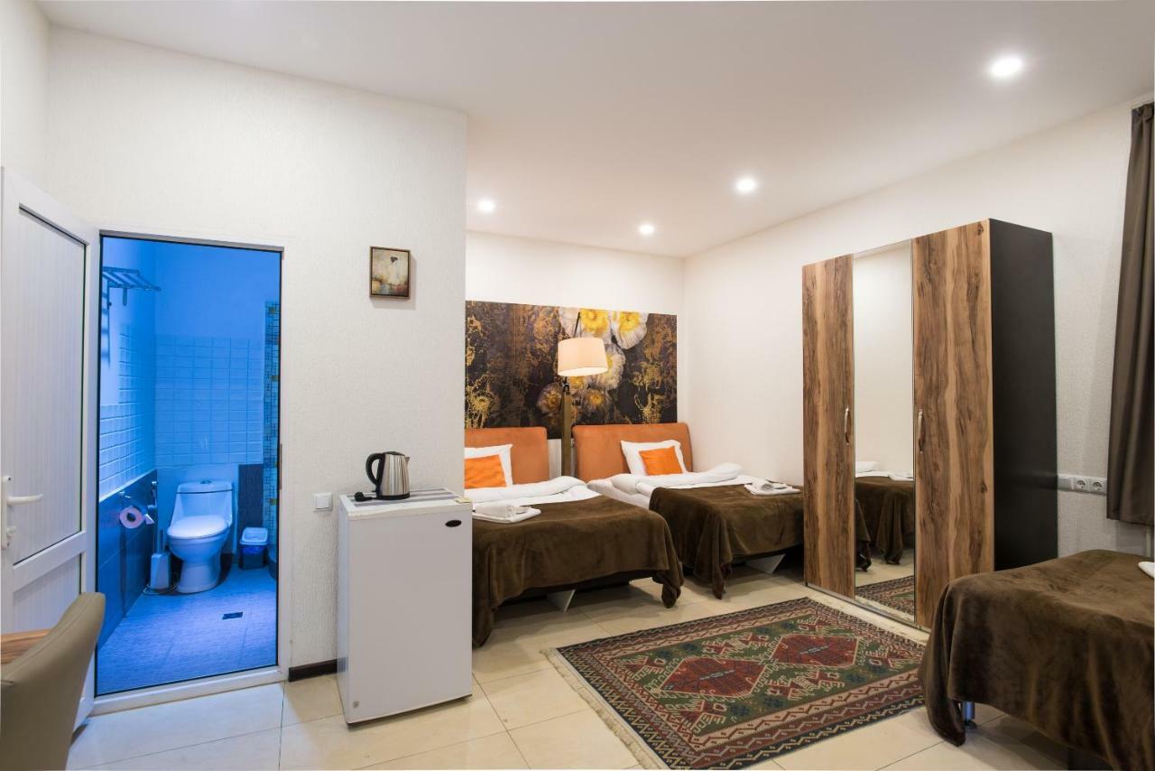 Accent Hotel Tbiliszi Kültér fotó