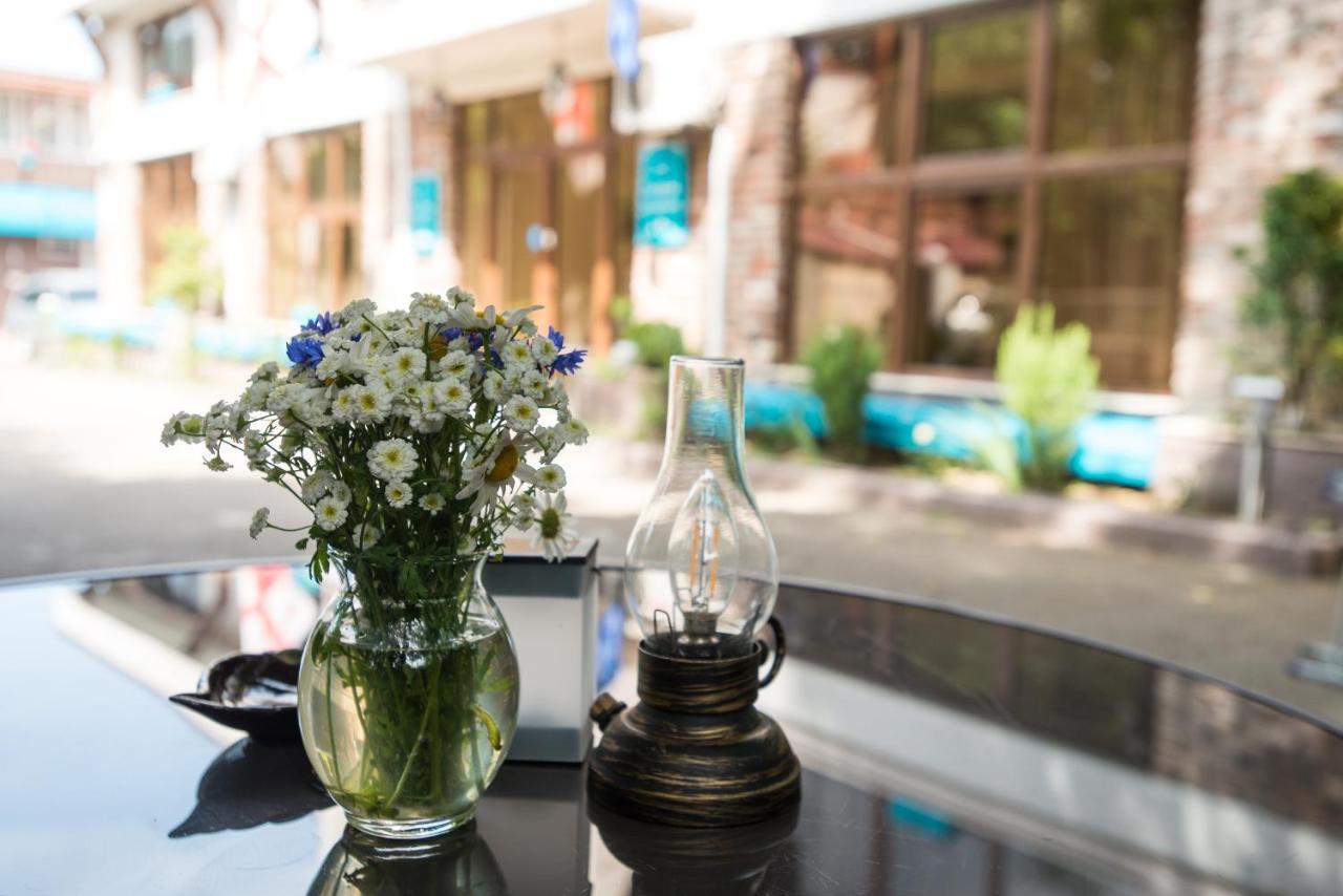 Accent Hotel Tbiliszi Kültér fotó