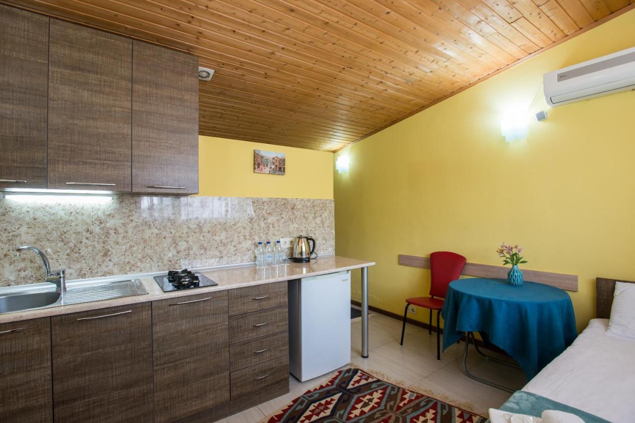 Accent Hotel Tbiliszi Kültér fotó